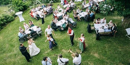 Winterhochzeit - Tirol - Heiraten im Freien - im Gasthaus Planötzenhof in Innsbruck.
Foto © blitzkneisser.com - Gasthaus Planötzenhof