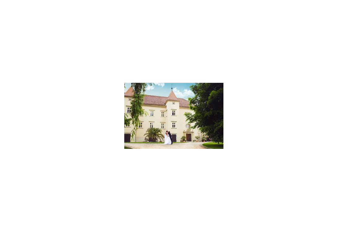 Hochzeitslocation: Schloss Gurhof im Schlossgarten - Schloss Gurhof 
