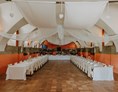 Hochzeitslocation: Der große Festsaal des Schloss Kornberg bietet Platz für 180 Hochzeitsgäste. - Schlosswirt Kornberg