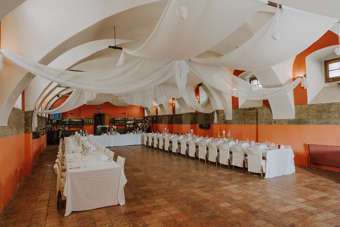 Hochzeitslocation: Der große Festsaal des Schloss Kornberg in Riegersburg. - Schlosswirt Kornberg