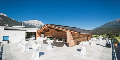Winterhochzeit - Tirol - Blick auf die Dachterrasse des Greenvieh. - Greenvieh Chalet