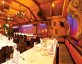 Hochzeitslocation: Unser Löwensaal maximal  40 Sitzplätze
mit Beamer, Leinwand, Dolby Digital System und Wlan & Klimaanlage - Restaurant Kardos K.u.K. Spezialitäten