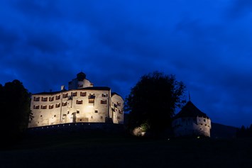 Hochzeitslocation: Schloss bei Nacht - Schloss Friedberg