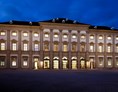 Hochzeitslocation: Die Südfassade des GARTENPALAIS
entworfen von Architekt Domenico Martinelli (1650–1718), um 1700
(c) Palais Liechtenstein GmbH / Akodu - Gartenpalais Liechtenstein