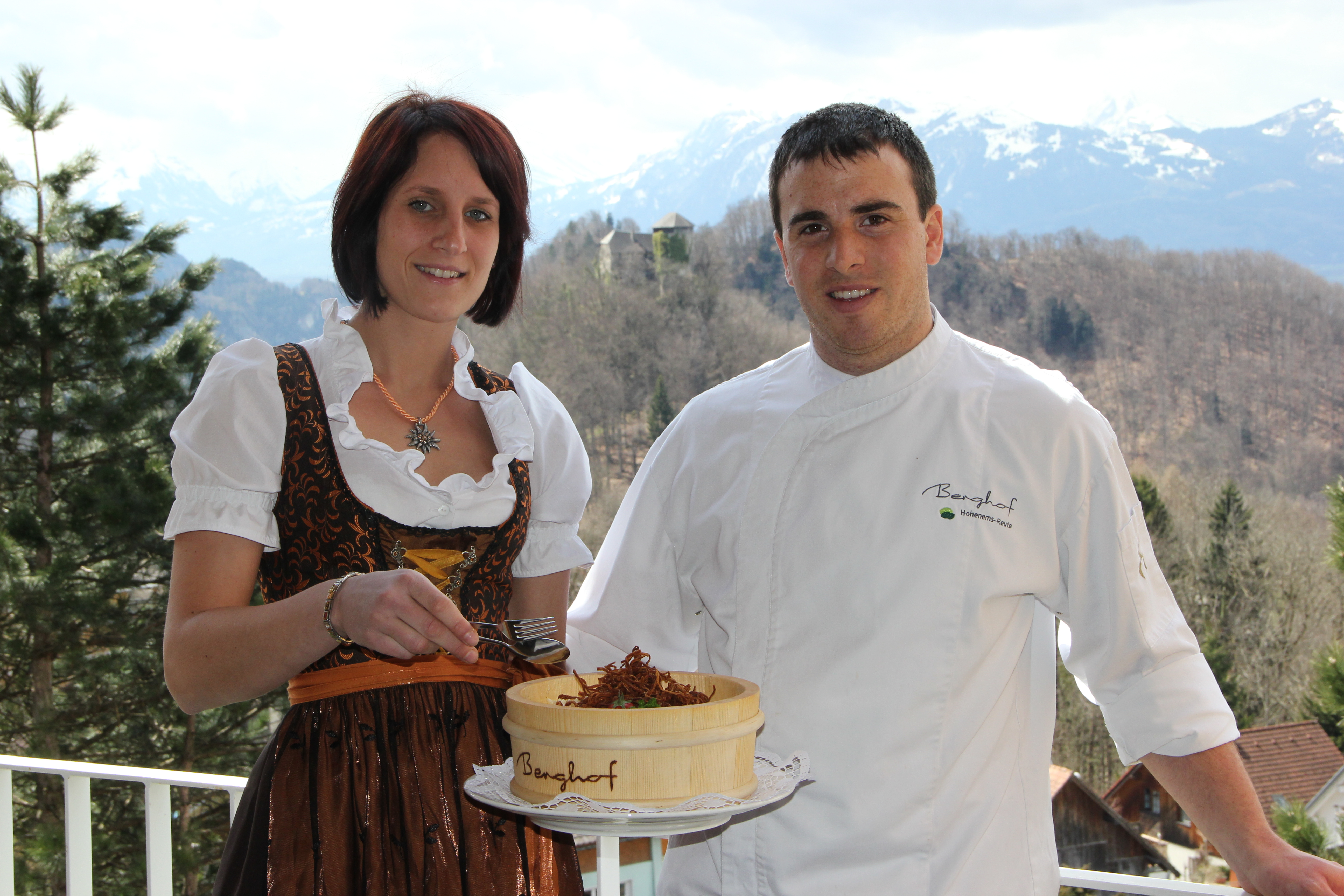 Winterhochzeit - Vorarlberg - Wirtenpaar - Berghof "Genusswerkstatt" Hohenems