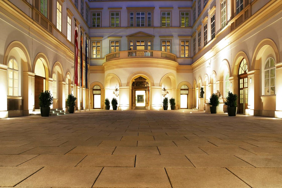 Hochzeitslocation: Innenhof - Palais Niederösterreich