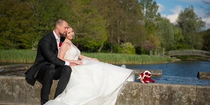 Winterhochzeit - PLZ 71034 (Deutschland) - Fotoshooting am See - DAS K - Kultur- und Kongresszentrum