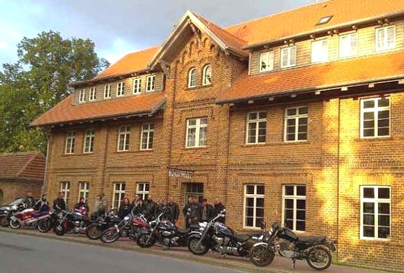 Hochzeitslocation: die Motorradfreunde zu Gast - Bolter Mühle