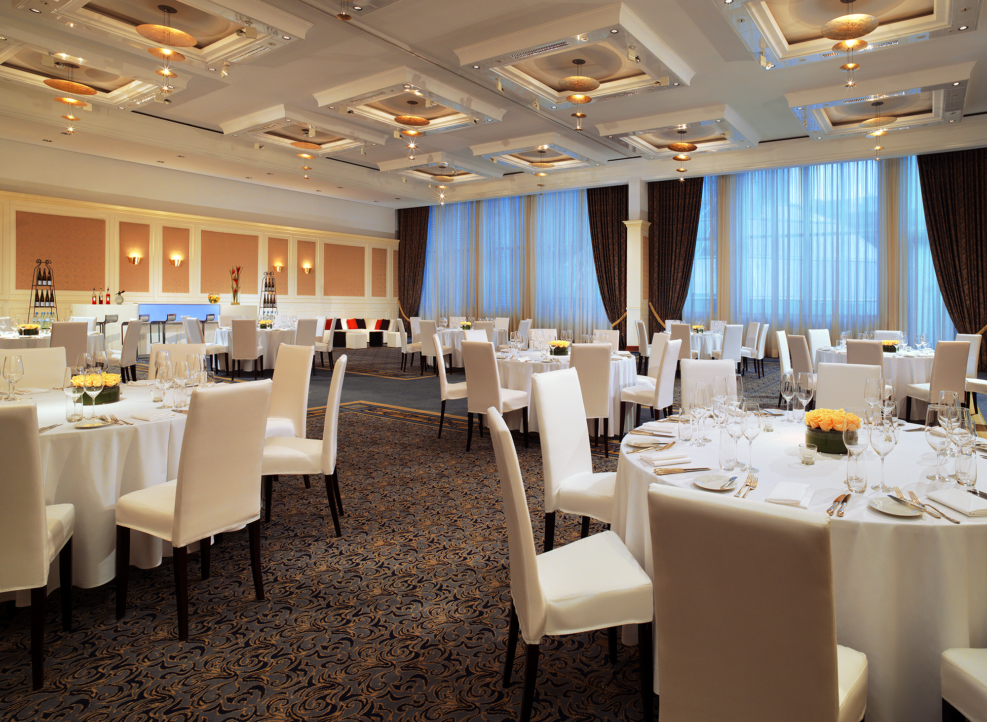 Winterhochzeit - Berlin-Stadt - Salon Bordeaux - Hotel Palace Berlin