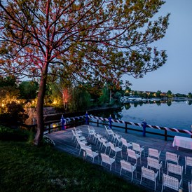 Hochzeitslocation: Abendstimmung an der Alten Donau der La Creperie.
Foto © weddingreport.at - La Creperie