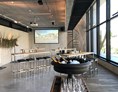 Hochzeitslocation: Der Veranstaltungsraum bietet 60 Gästen in Bankett-Bestuhlung Platz. - ANNA