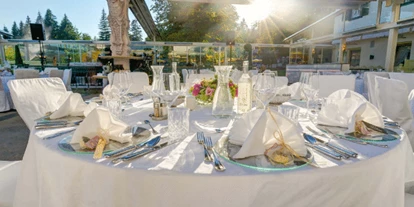 Winterhochzeit - Tirol - Tisch Wintergarten - Alpenhotel Speckbacher Hof