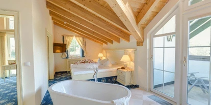 Winterhochzeit - Tirol - Badewanne Hochzeitssuite - Alpenhotel Speckbacher Hof