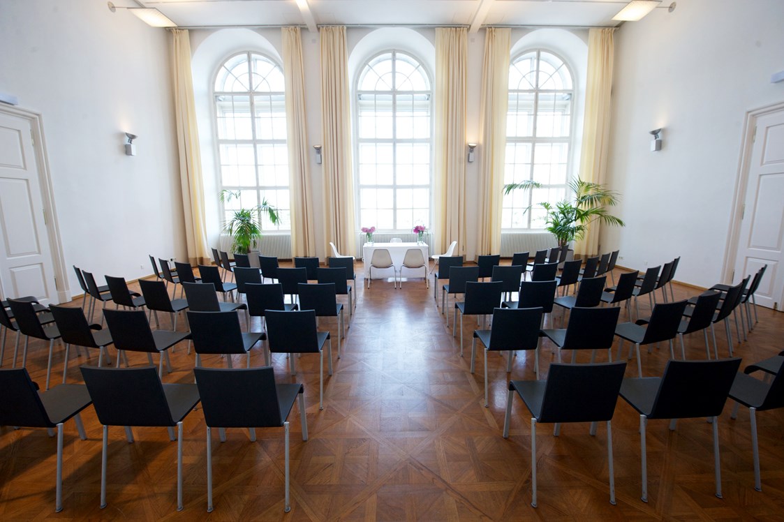Hochzeitslocation: Trauungsbestuhlung Barocke Suiten - MuseumsQuartier Wien