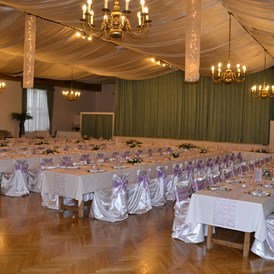 Hochzeitslocation: Hochzeit mit Tafel - Gasthof "Zum Goldenen Adler"