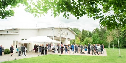 Winterhochzeit - PLZ 71034 (Deutschland) - Feiern Sie Ihre Hochzeit im Fest- und Veranstaltungszentrum Dürrmenz, am Ortsausgang von Mühlacker-Dürrmenz im Enzkreis. - Dürrmenz | Fest- und Veranstaltungszentrum