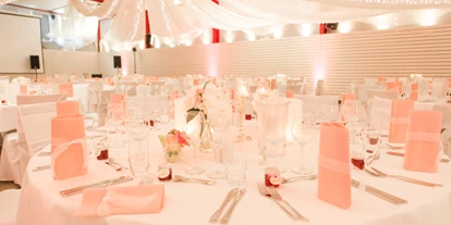 Winterhochzeit - PLZ 71034 (Deutschland) - Die festliche Dekoration kann individuell auf Ihre Bedürfnisse angepasst werden. - Dürrmenz | Fest- und Veranstaltungszentrum