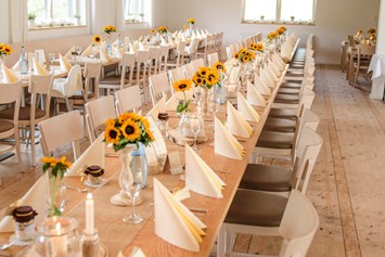 Hochzeitslocation: Der große Festsaal des Bischoff's Landrestaurant bietet Platz für 75 bis 120 Hochzeitsgäste. - Bischoff's Landrestaurant