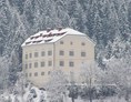 Hochzeitslocation: Schloss Greifenburg im Winterkleid. - Schloss Greifenburg
