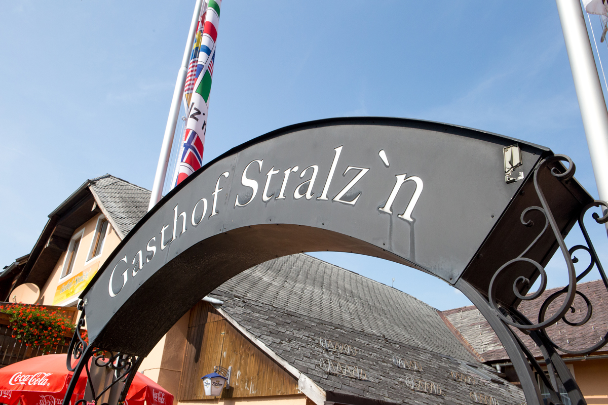 Hochzeitslocation: Gasthof Stralz'n & Ferienwohnung Karin