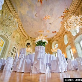 Hochzeitslocation: Ovaler Saal im Conference Center Laxenburg.
Foto © greenlemon.at - Conference Center Laxenburg