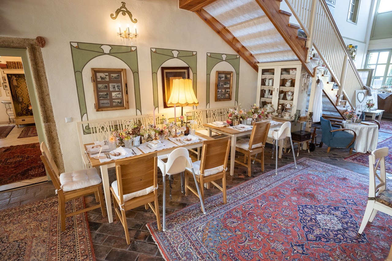 Wein&Gut - Weingut Rathbauer Angaben zu den Festsälen Mitte