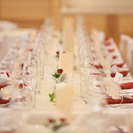 Hochzeitslocation: Feiern Sie Ihre Hochzeit im Gasthaus-Fleischerei Steinacker. 
Foto © Tobias Schlederer - Gasthaus - Fleischerei Steinacker
