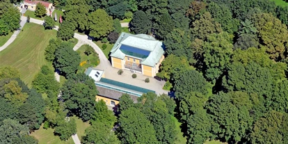 Winterhochzeit - Neumarkt im Mühlkreis - Luftaufnahme Bergschlößl und Park
Foto (c) Stadtplanung Pertlwieser - Bergschlößl