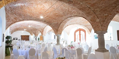 Winterhochzeit - Neumarkt im Mühlkreis - Feiern Sie Ihre Hochzeit auf dem Ganglbauergut zu Berg. 
Foto © sandragehmair.com - GANGLBAUERGUT
