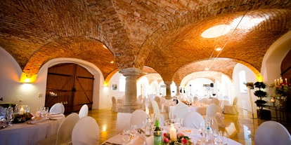 Winterhochzeit - Neumarkt im Mühlkreis - Historischer Gewölbesaal
Foto © greenlemon.at - GANGLBAUERGUT