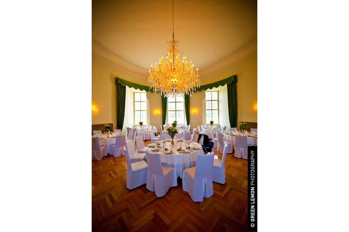 Hochzeitslocation: Heiraten im Schloss Schielleiten in der Steiermark.
Foto © greenlemon.at - Schloss Schielleiten