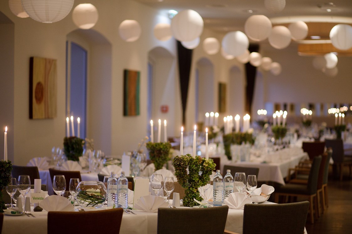 Hochzeitslocation: Restaurant Wellenstein. Bietet Platz für bis zu 130 Personen.  - Seehotel am Kaiserstrand