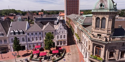 Winterhochzeit - Preisniveau: €€ - Ruhrgebiet - Das Hotel von der Starssenansicht - Hotel Am Fischmarkt