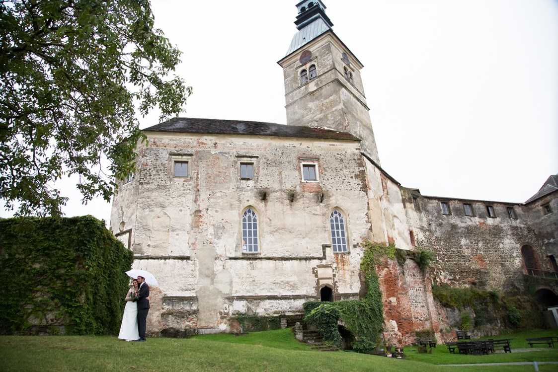 Hochzeitslocation: Heiraten auf der Burg Güssing im wunderschönen Burgenland. - Burg Güssing