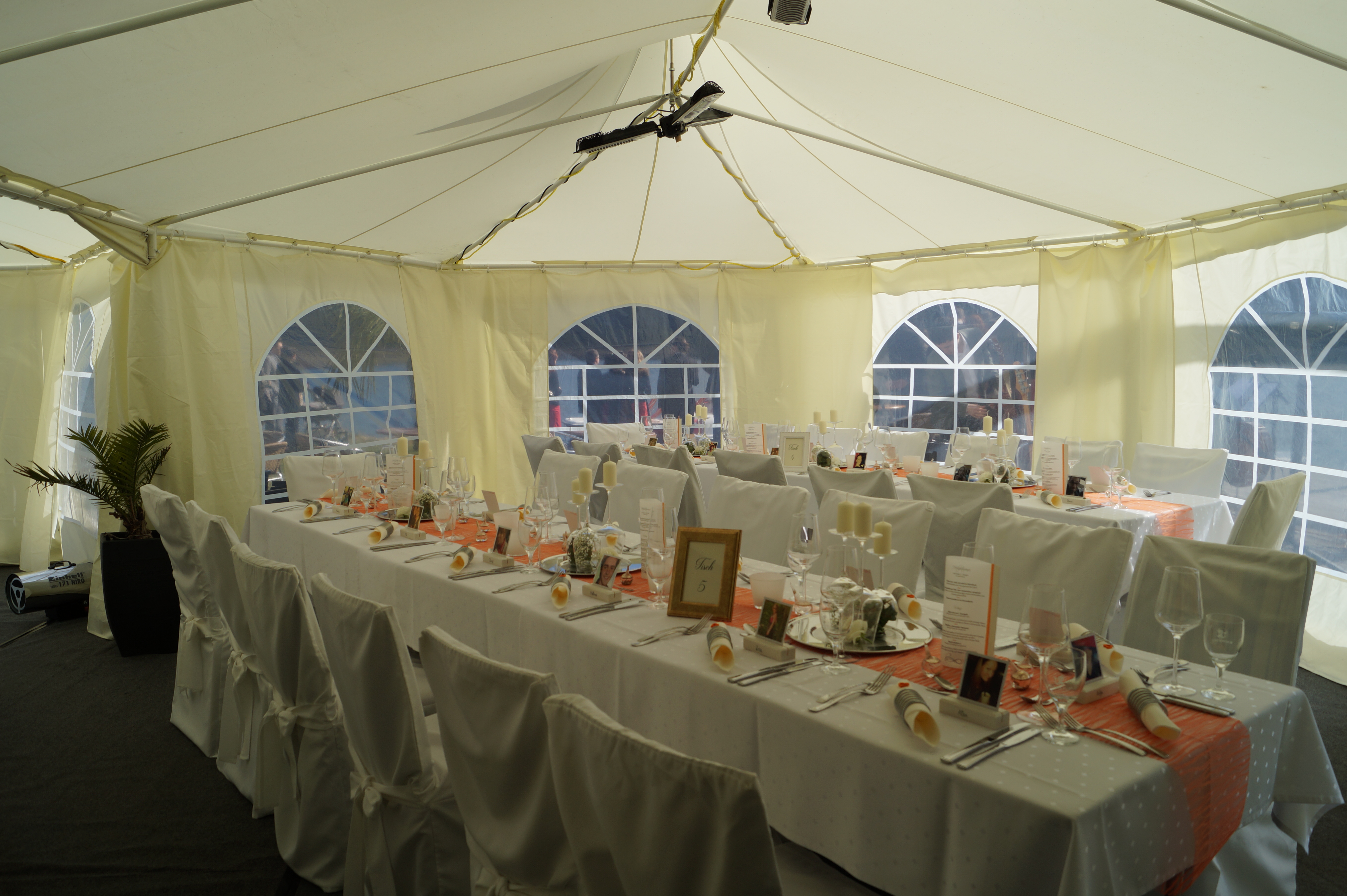 Winterhochzeit - barrierefreie Location - Festzelt - Strandperle Seefeld