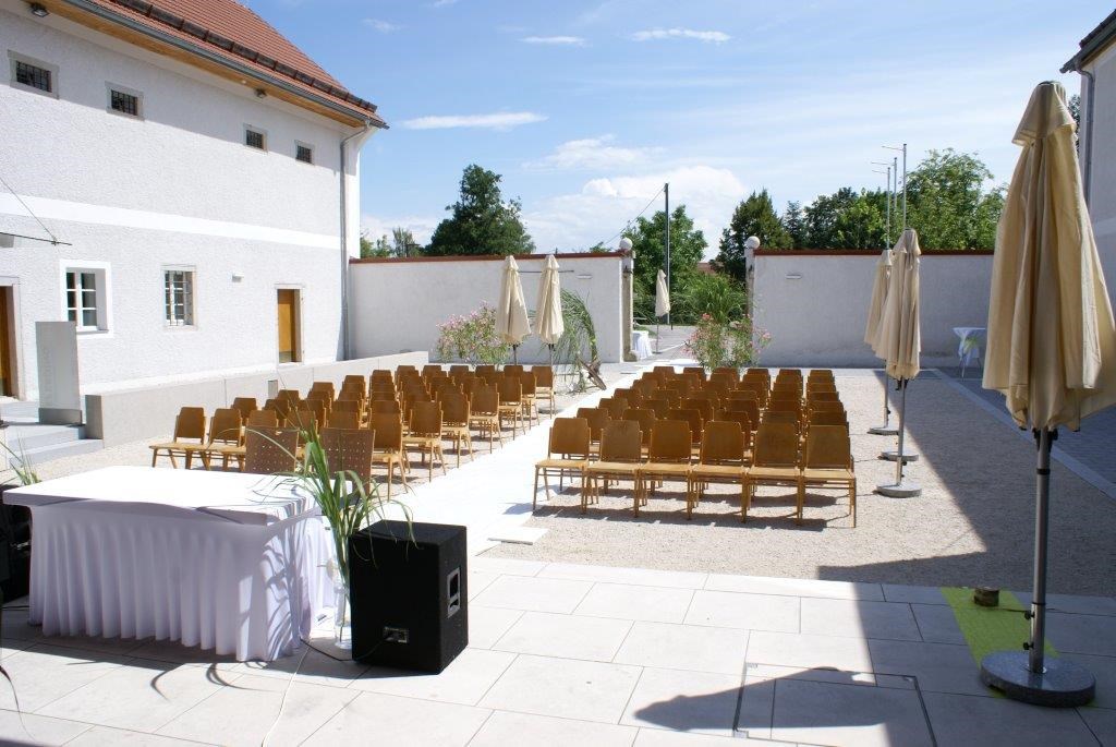 Hochzeitslocation: Trauung im Innenhof - Kulturzentrum Bräuhaus Eferding