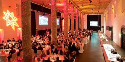 Winterhochzeit - Tirol - Großer Saal - Salzlager - SALZRAUM.hall - livelocations