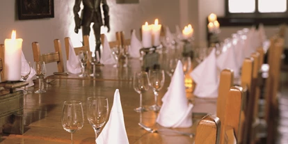 Winterhochzeit - Tirol - Fürstenzimmer - Burg Hasegg - SALZRAUM.hall - livelocations