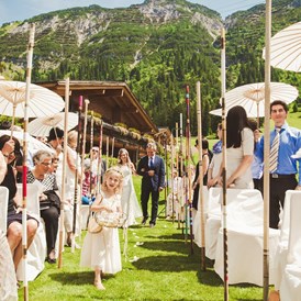 Hochzeitslocation: Trauung im Berghof-Garten - Der Berghof