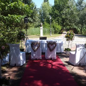 Hochzeitslocation: Standesamtliche Trauung im angrenzenden Biotoppark. - Birkenhof Restaurant & Landhotel ****