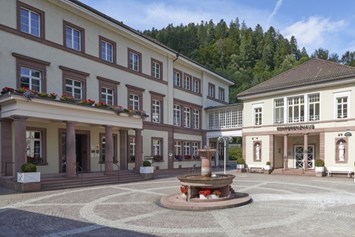 Hochzeitslocation: Hotel Therme Bad Teinach - Außenansicht - Hotel Therme Bad Teinach