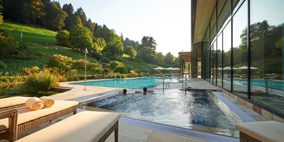 Winterhochzeit - PLZ 71034 (Deutschland) - Außenbecken Therme - Hotel Therme Bad Teinach