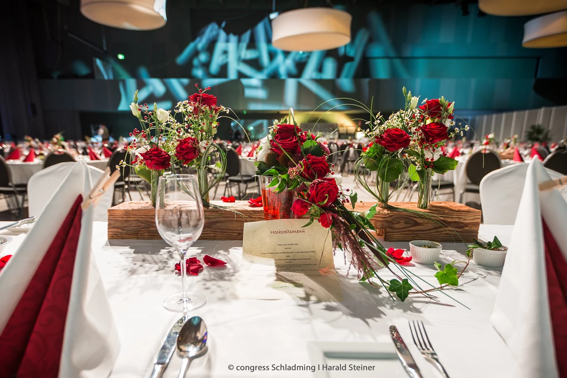 Hochzeitslocation: Hochzeitsdekoration - congress Schladming