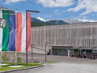 Hochzeitslocation: Außenansicht congress Schladming - congress Schladming