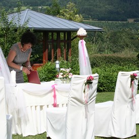 Hochzeitslocation: Standesamtliche Trauung am Pöllauberg in Retters Garten - Retter Bio-Natur-Resort****