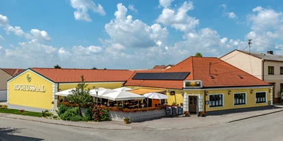 Winterhochzeit - Mistelbach (Mistelbach) - Außenansicht - Rochussaal
