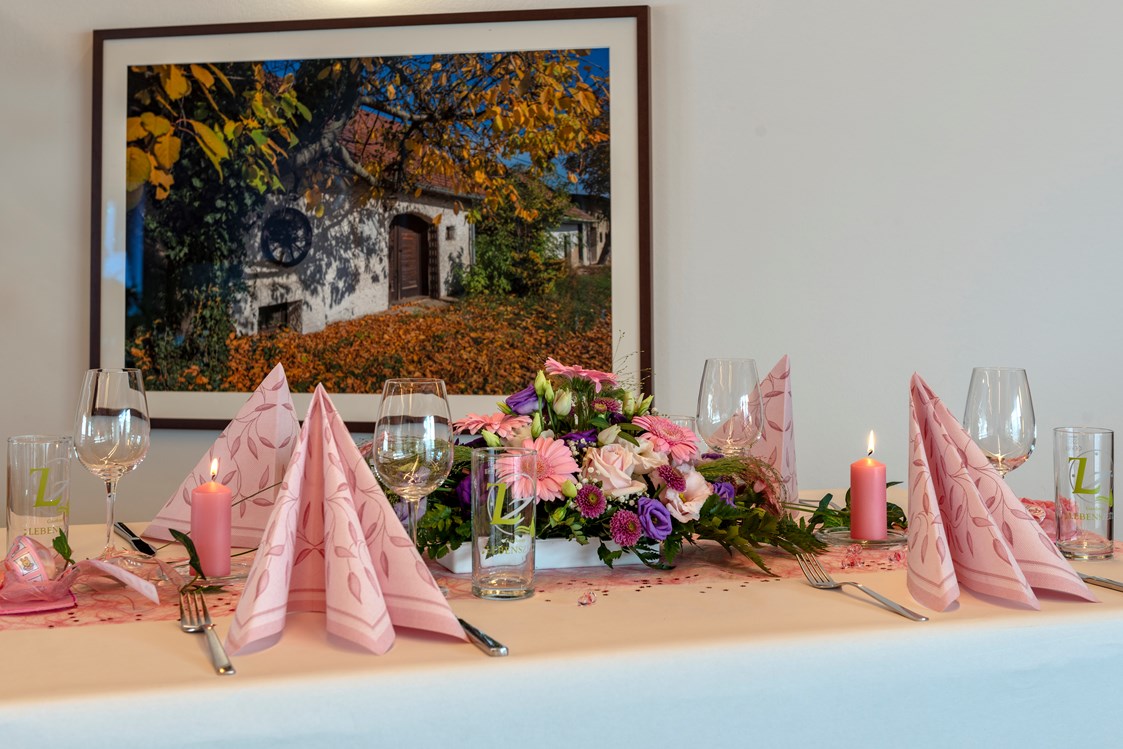 Hochzeitslocation: Tischdekoration #1 - Rochussaal