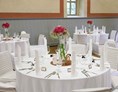 Hochzeitslocation: Festlich dekorierte Tische - Reithaus auf Schloss Heidecksburg