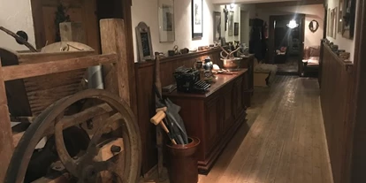 Winterhochzeit - nächstes Hotel - Eingang - Bergpension Maroldhof - Urig, Idyllisch, Echt Bayerisch