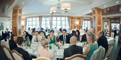 Winterhochzeit - Mistelbach (Mistelbach) - Heiraten im Restaurant Tuttendörfl in Korneuburg.
Foto © stillandmotionpictures.com - Tuttendörfl Korneuburg